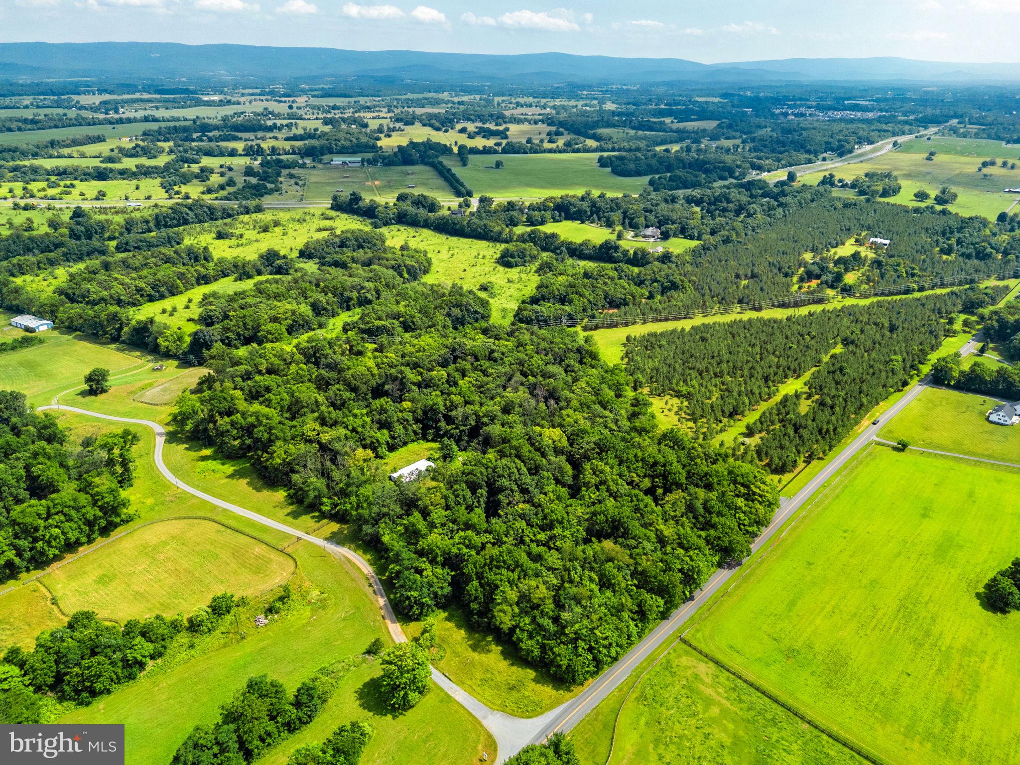 860 Summit Point Road Berryville, VA 22611 - Photo 4 of 20