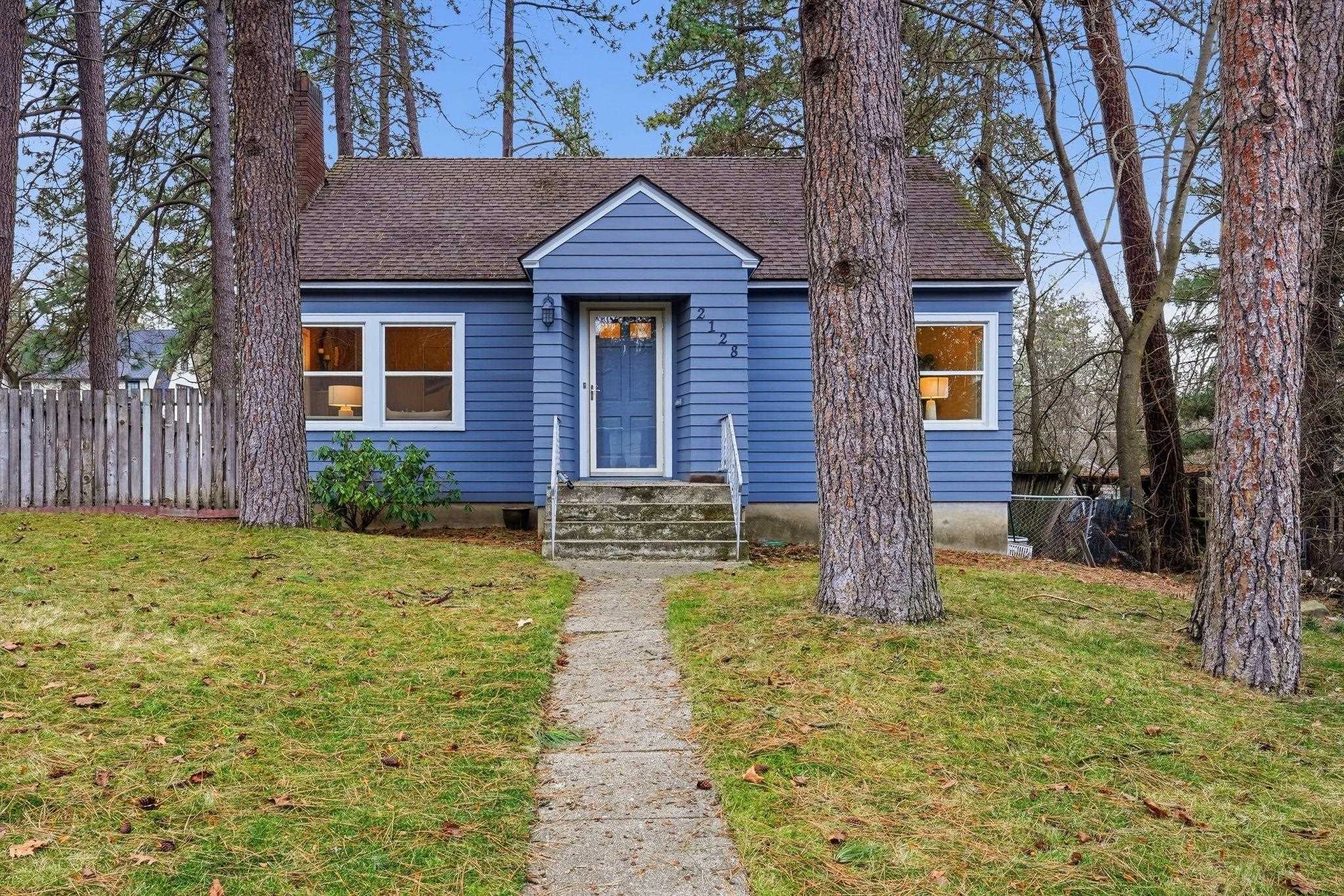 2128 South Post Street Spokane, WA 99203 - Photo 1 of 28 Gallery Image 1
