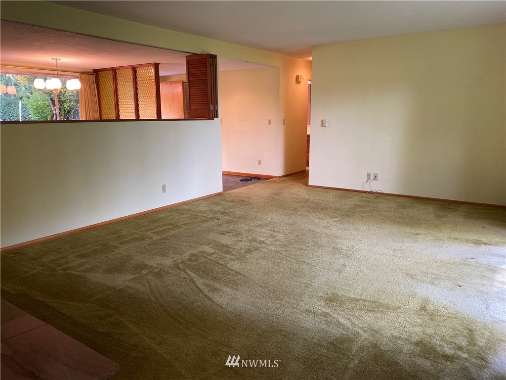 3129 Virginia Way Longview, WA 98632 - Photo 5 of 24 Gallery Image 5