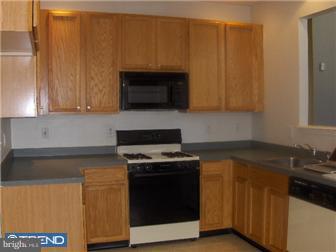 65 Threadleaf Terrace Burlington, NJ 08016 - Photo 2 of 5