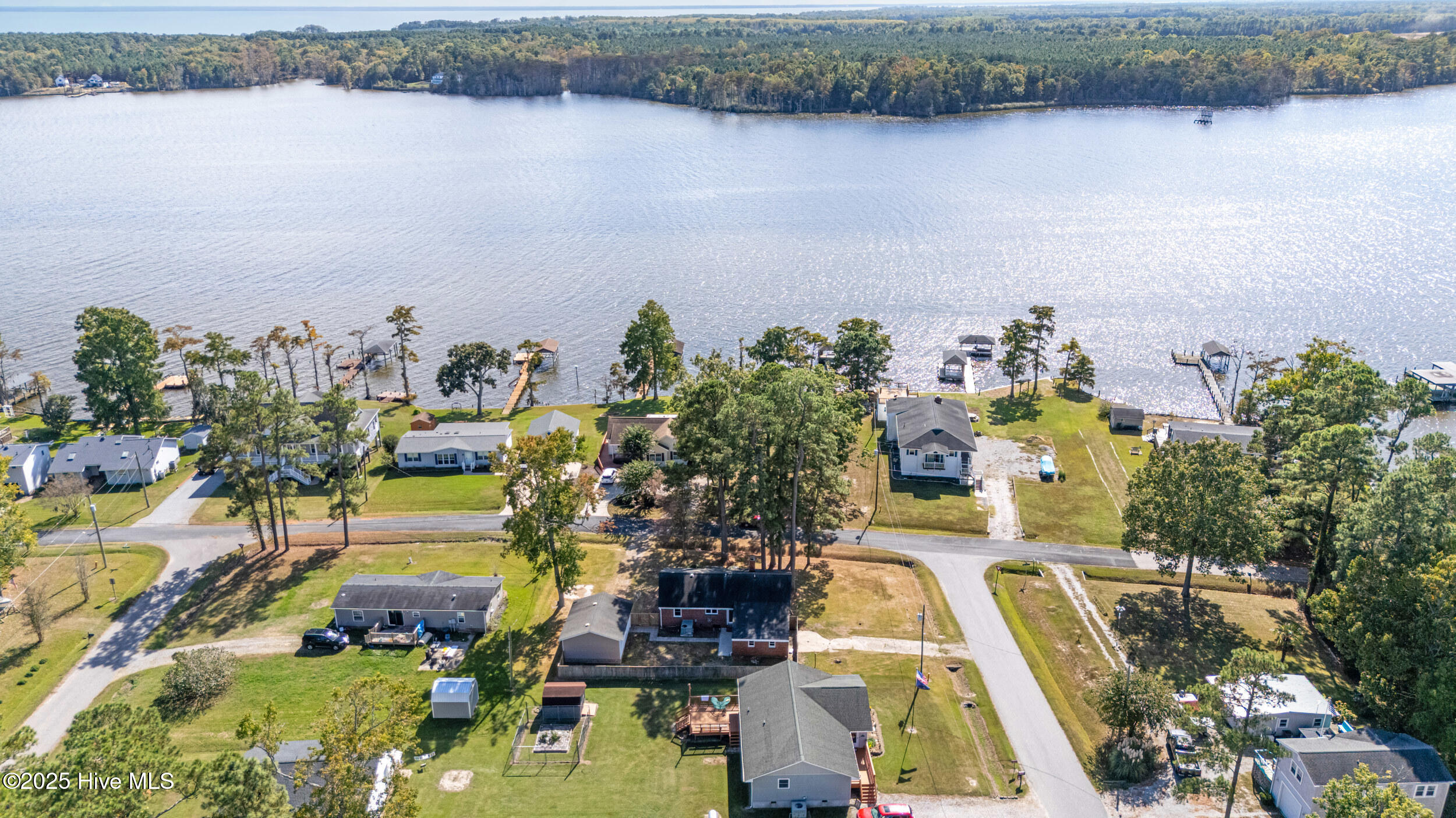 115 Pine Street Hertford, NC 27944 - Photo 5 of 24 Water View