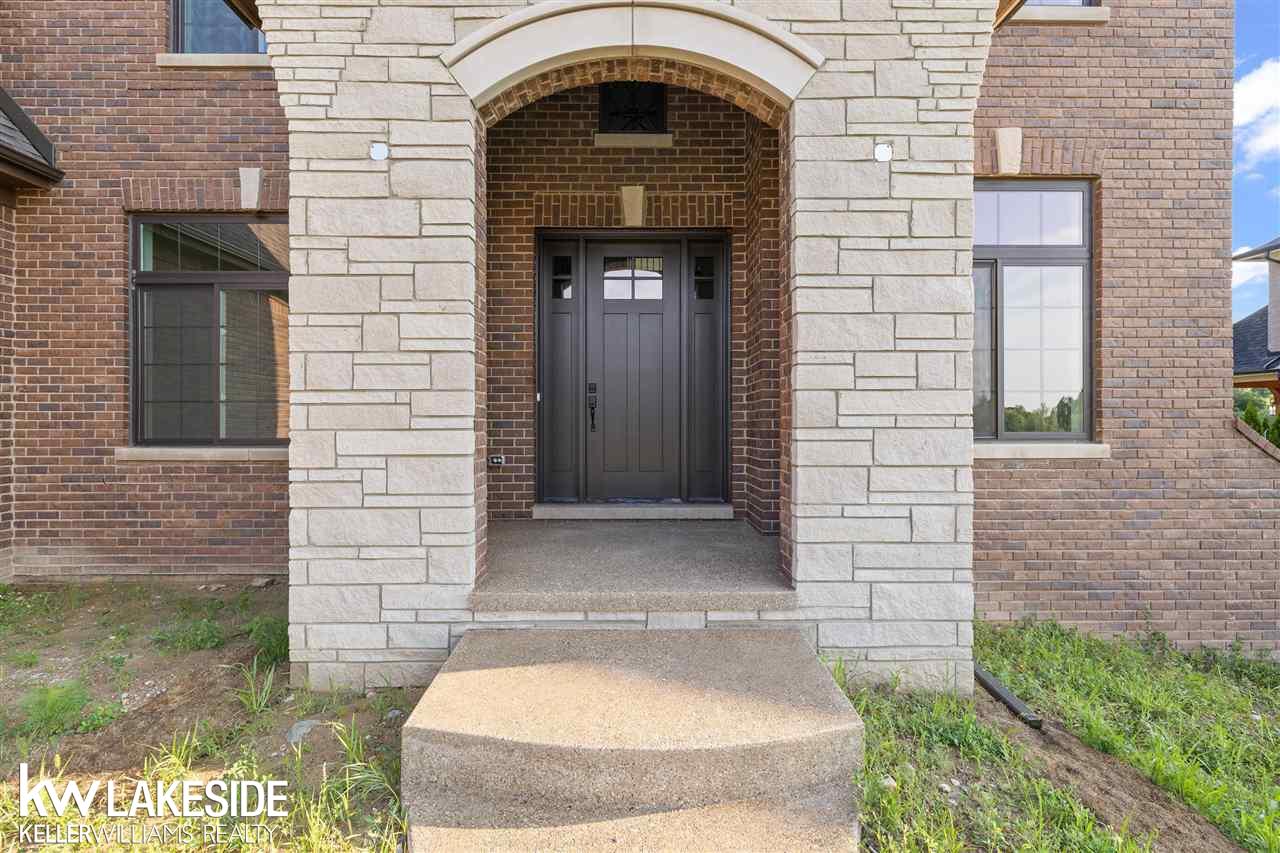 1922 Traceky, Unit 286 Rochester Hills, MI 48306 - Photo 5 of 51