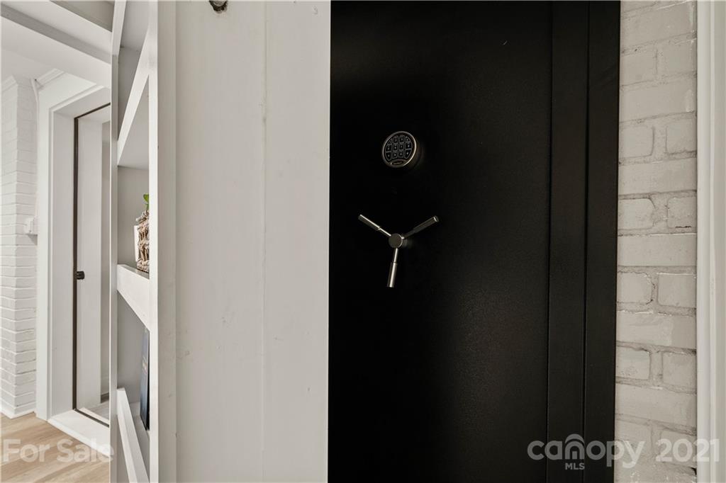 1305 Lilac Road Charlotte, NC 28209 - Photo 27 of 47