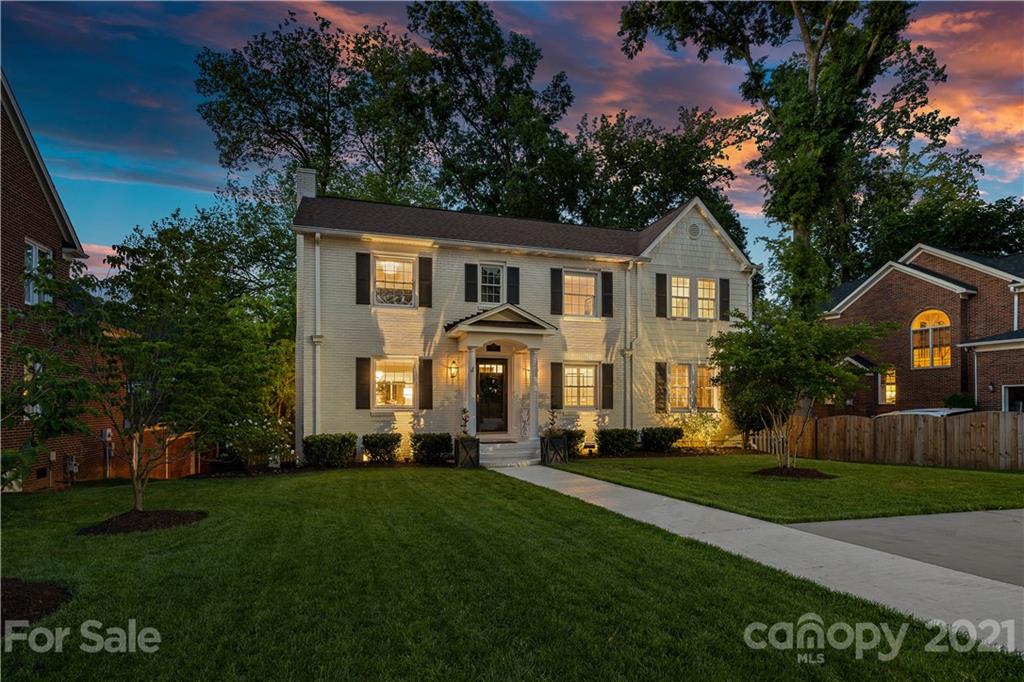 1305 Lilac Road Charlotte, NC 28209 - Photo 47 of 47 a front view of a house with a yard