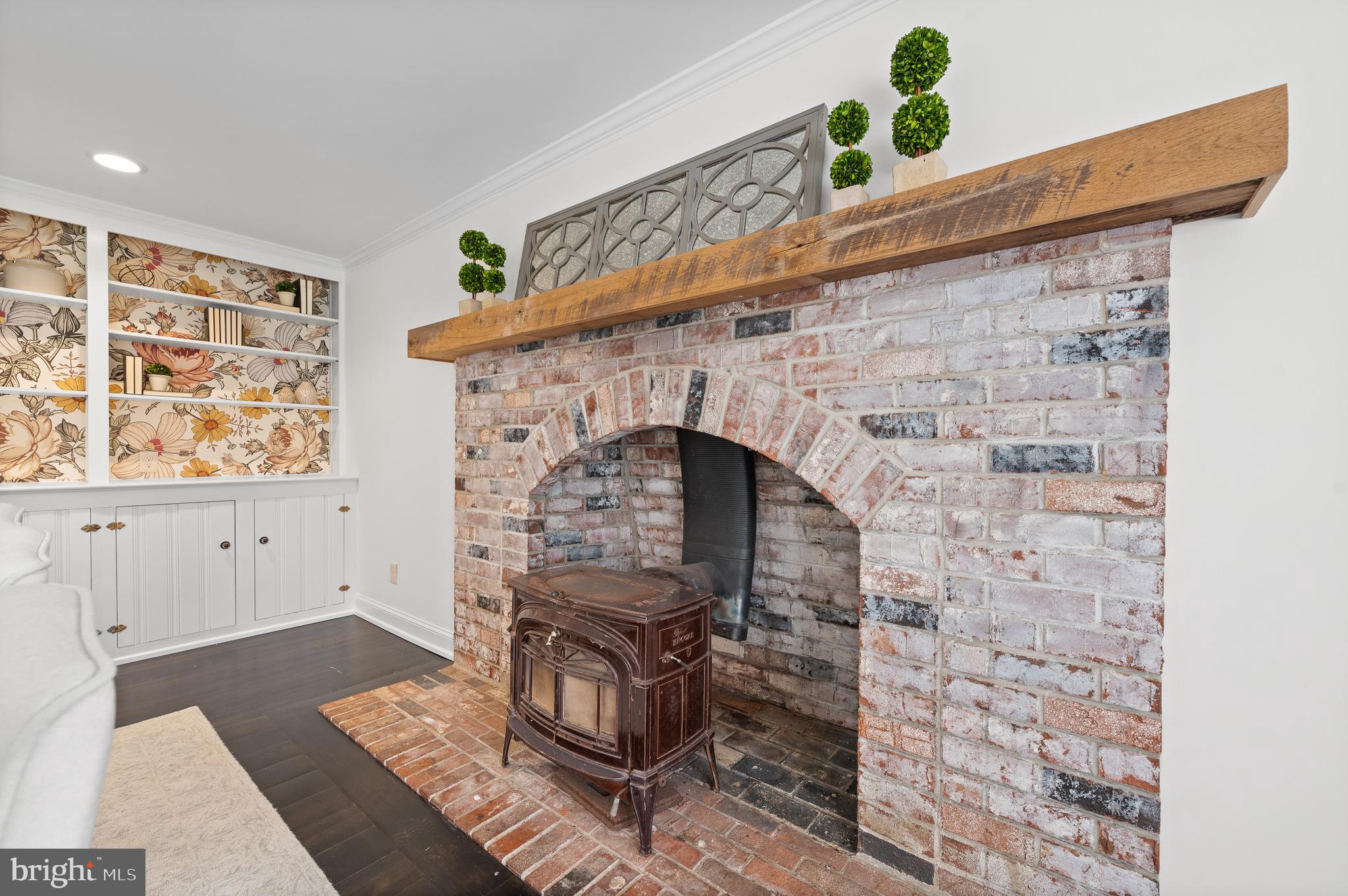 115 Jaffrey Road Malvern, PA 19355 - Photo 12 of 46 a close view of fireplace