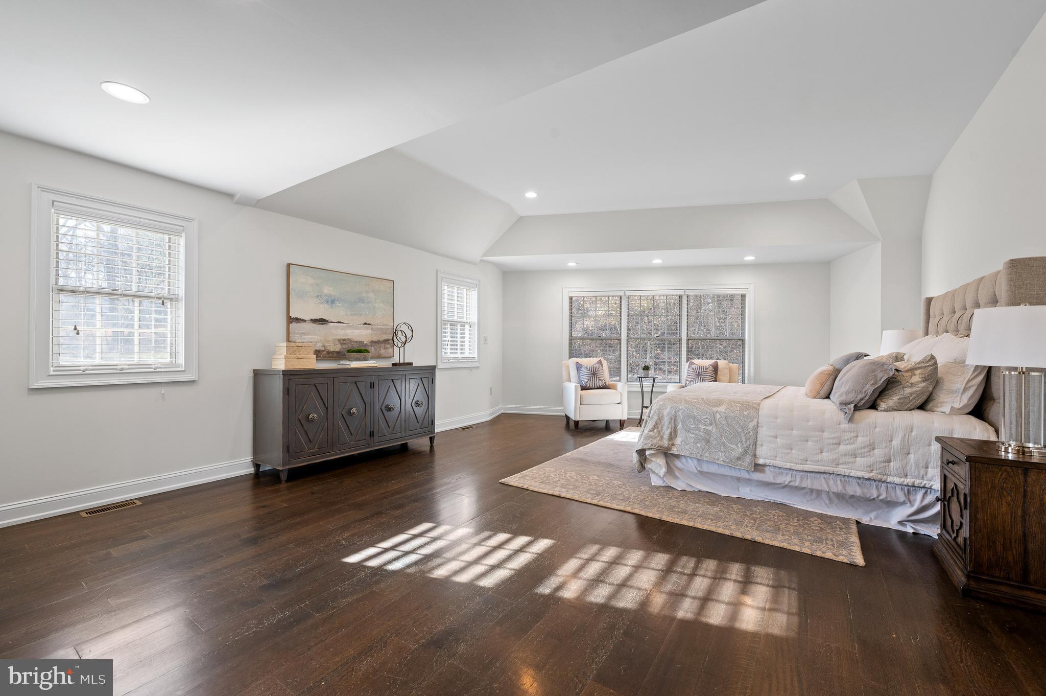 115 Jaffrey Road Malvern, PA 19355 - Photo 21 of 46 a living room with furniture and a table