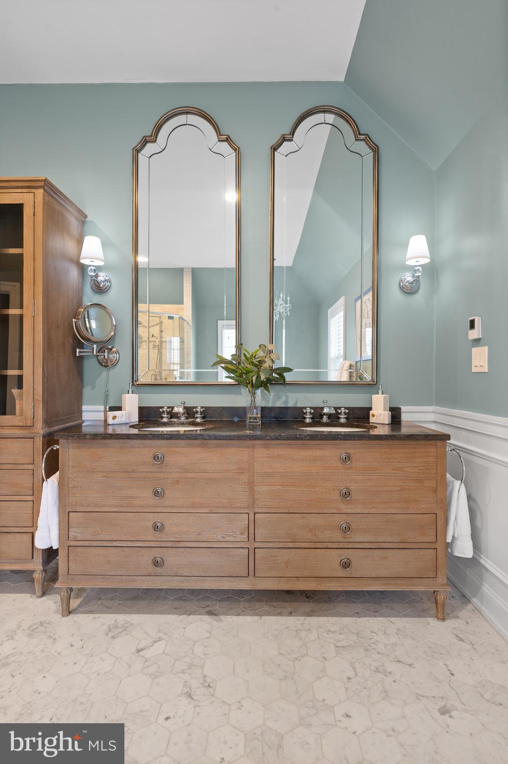 115 Jaffrey Road Malvern, PA 19355 - Photo 25 of 46 a bathroom with a sink mirror and
