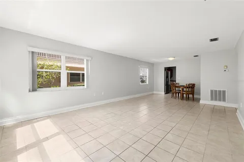 $135,000 | 10038 62nd Avenue North, Unit 1, St. Petersburg, FL 33708