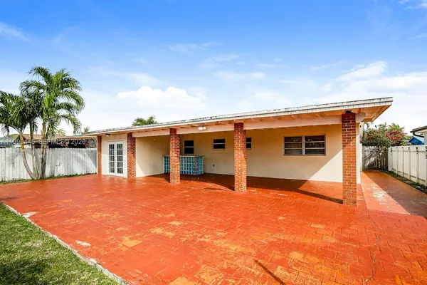 $3,449 | Sweetwater, Sweetwater, FL 33174