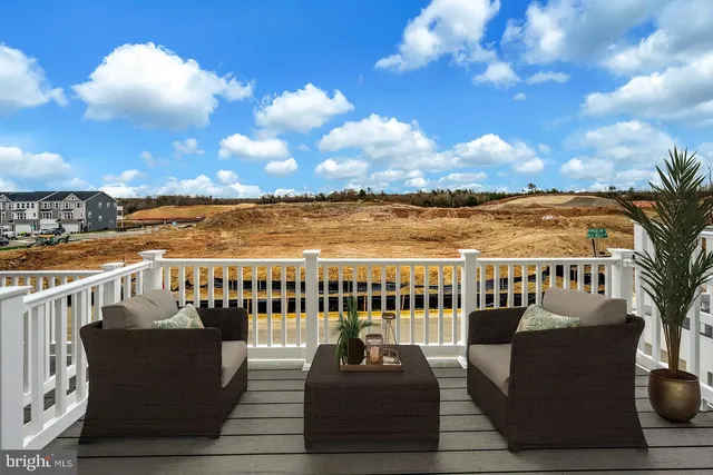 a view of empty room with windows