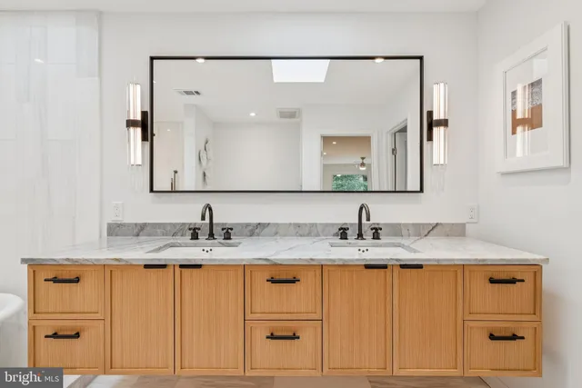 a picture of floor plan