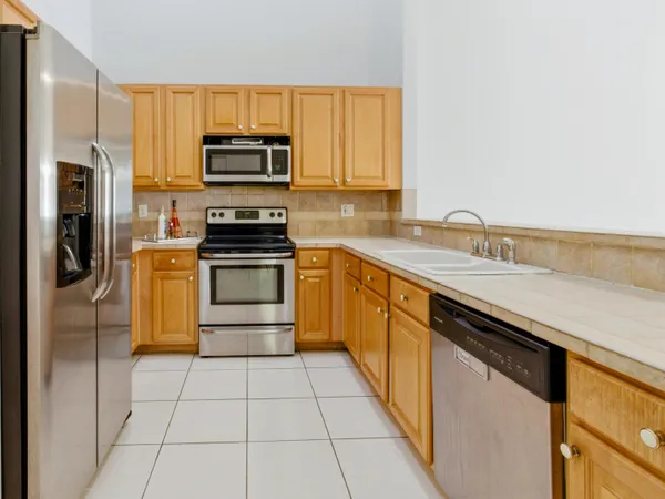 $3,250 | 2568 North Coral Trace Circle, Delray Beach, FL 33445