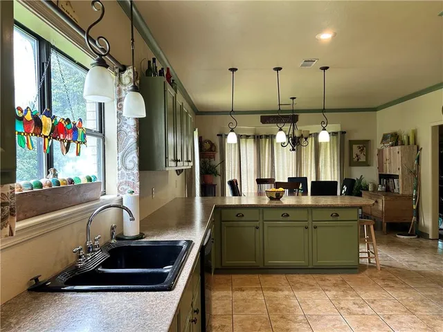 $383,000 | 1107 East 5th Street, Natchitoches, LA 71457