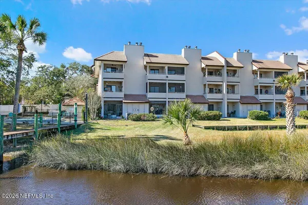 $314,900 | 1307 River Hills Circle East, Unit 9, Jacksonville, FL 32211
