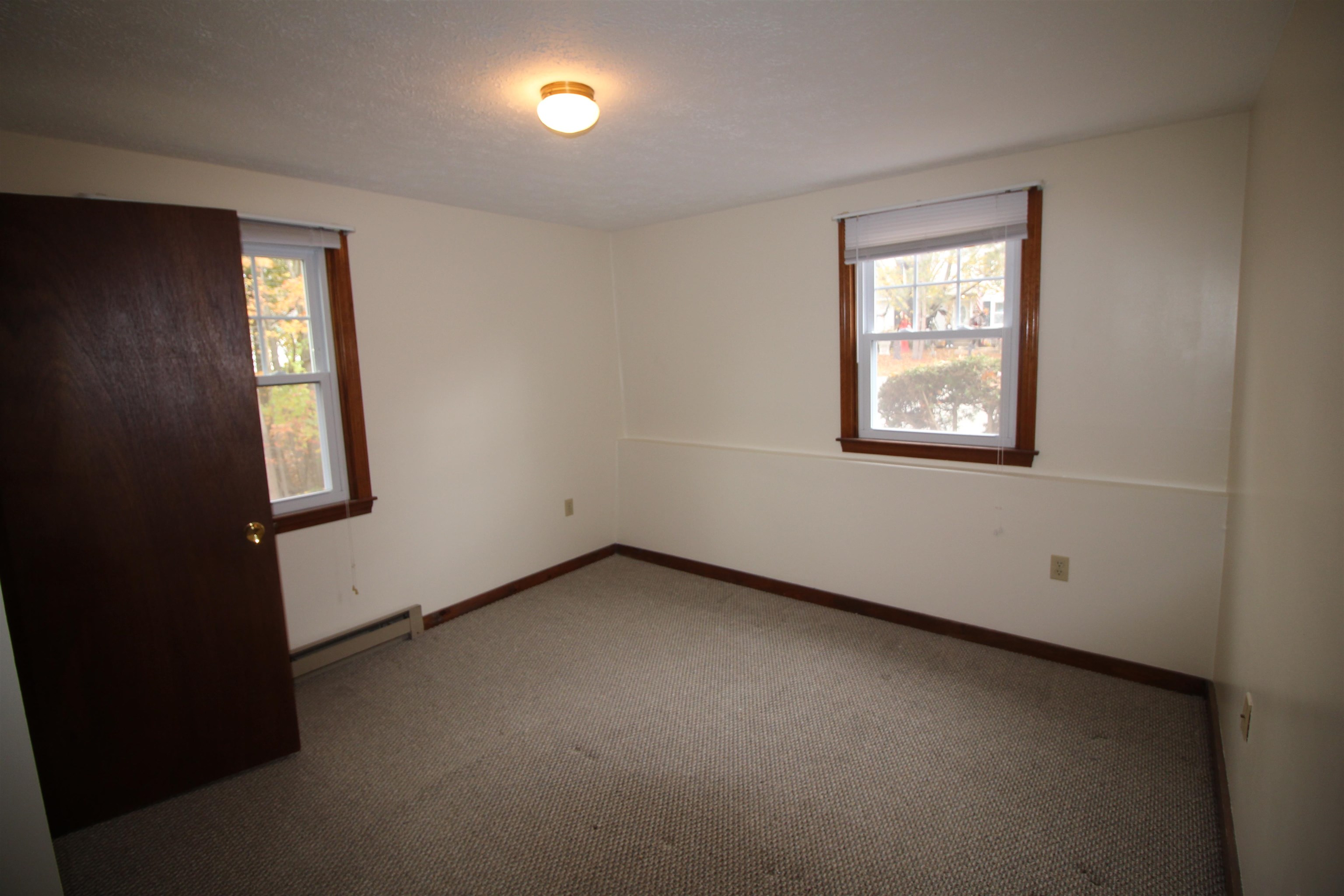 84 Franklin Street, Unit 3 Derry, NH 03038 - Photo 4 of 14