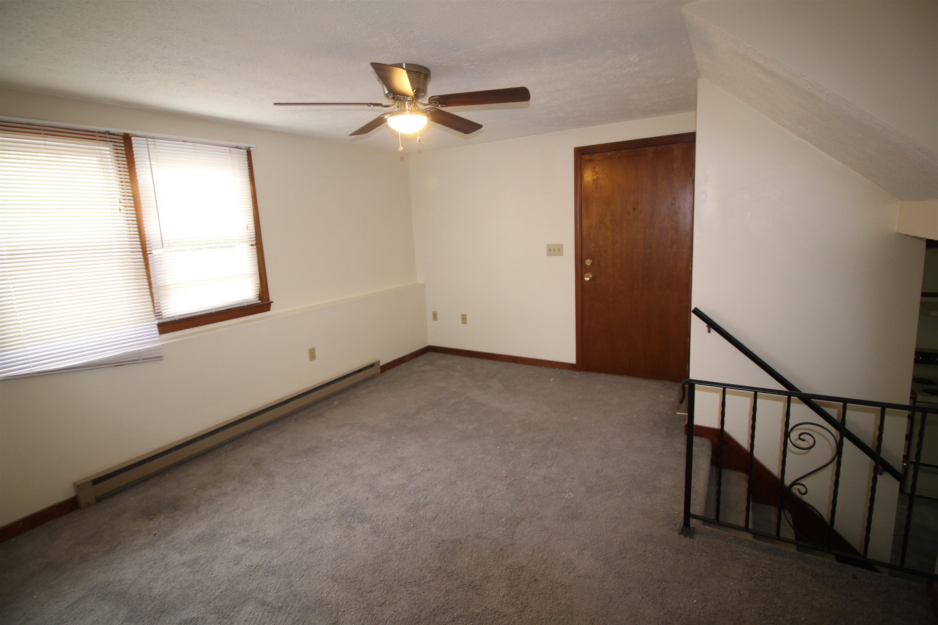 84 Franklin Street, Unit 3 Derry, NH 03038 - Photo 7 of 14