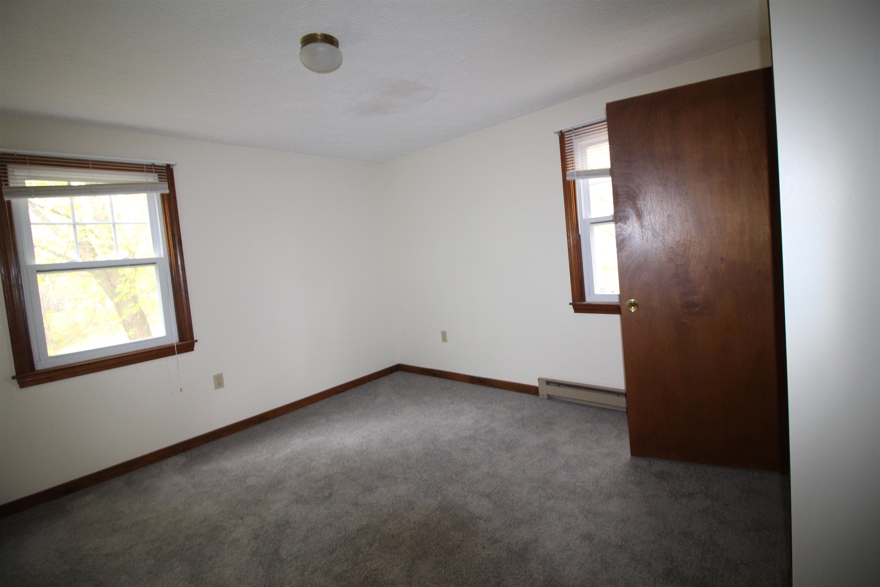 84 Franklin Street, Unit 3 Derry, NH 03038 - Photo 8 of 14