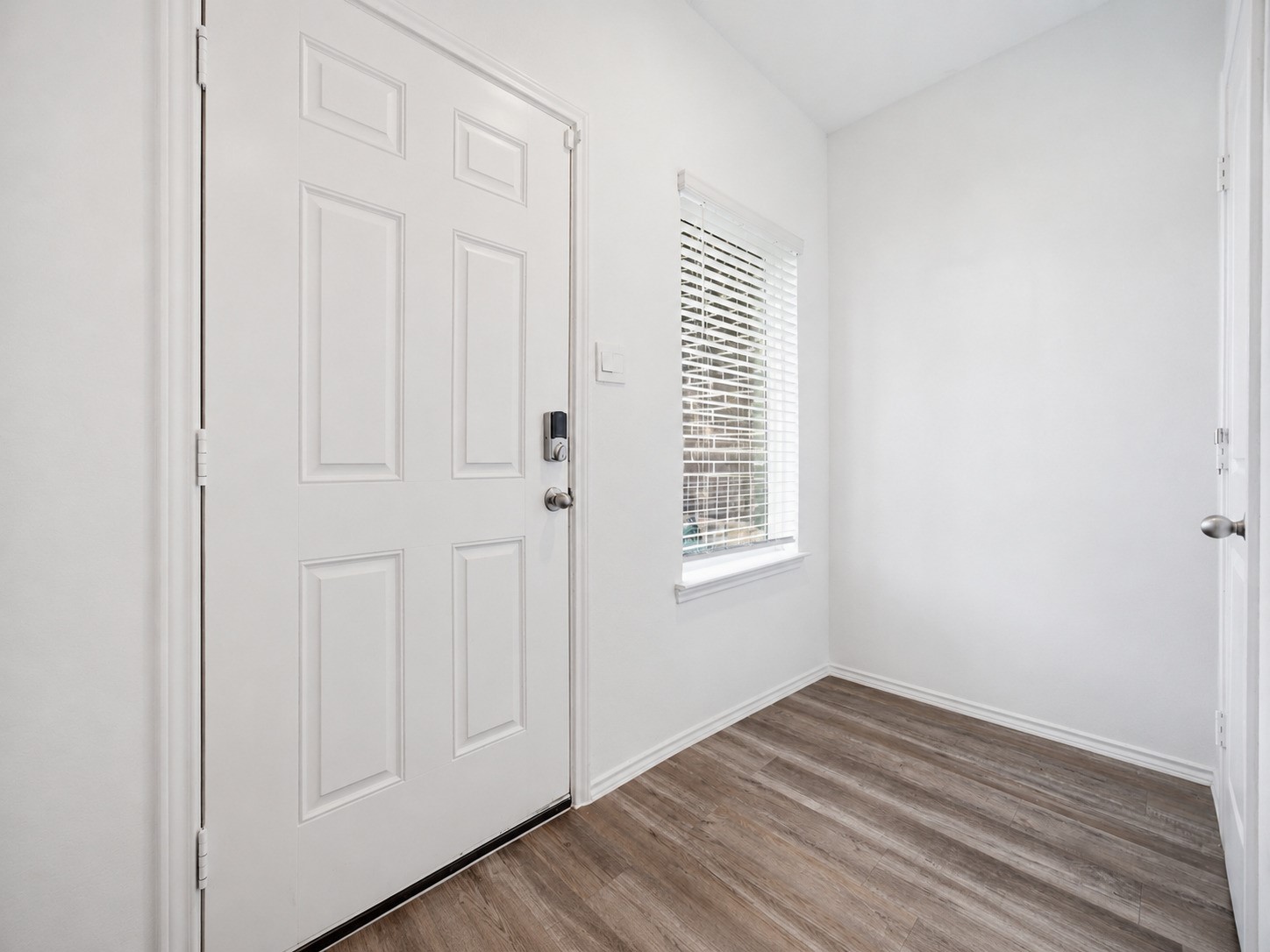 24306 Saddlestone Green Dr Spring Spring, TX 77373 - Photo 5 of 44