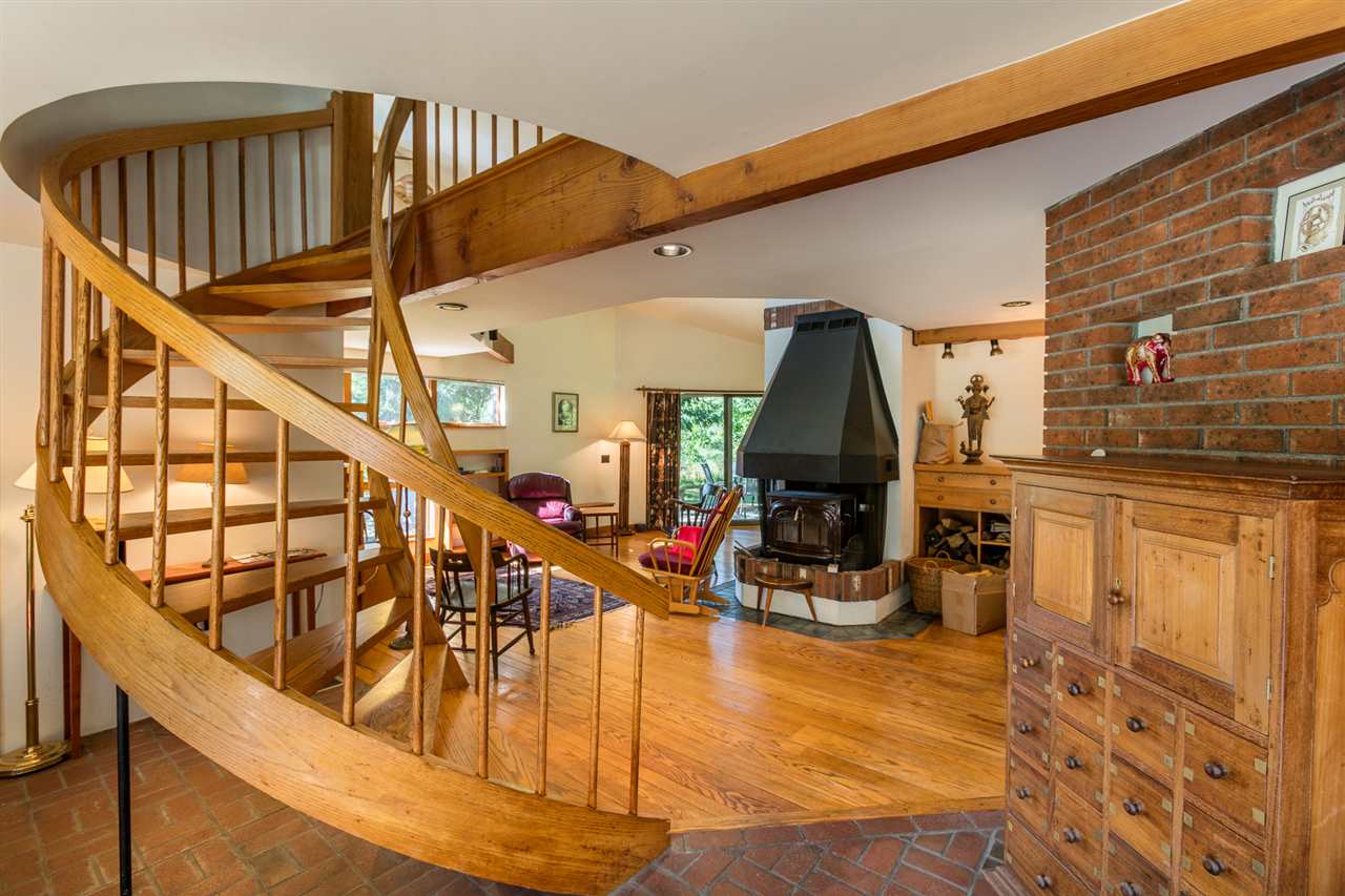 38 Reservoir Road Hanover, NH 03755 - Photo 3 of 37