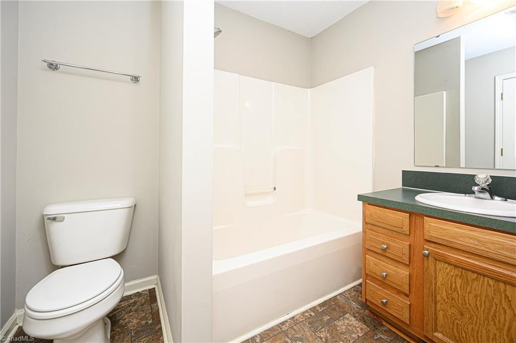 802 Riverwood Road Lexington, NC 27292 - Photo 13 of 19 Gallery Image 13