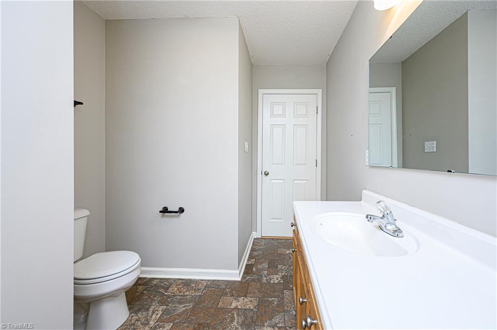 802 Riverwood Road Lexington, NC 27292 - Photo 14 of 19 Gallery Image 14