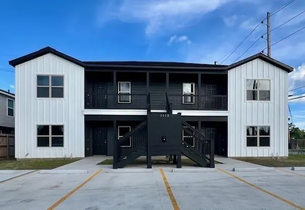$1,895 | 1112 Cambridge Drive, Unit D, Laplace, LA 70068