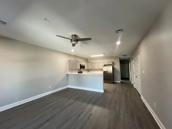 $1,895 | 1112 Cambridge Drive, Unit D, Laplace, LA 70068