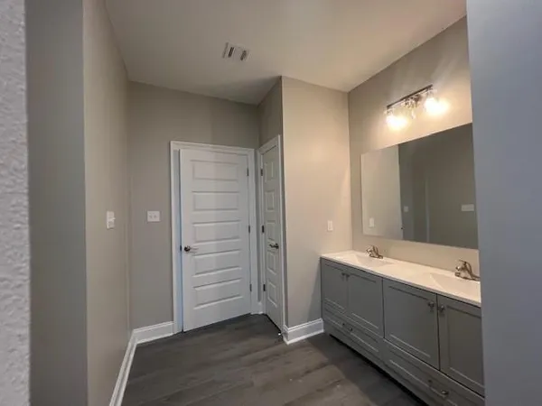 $1,895 | 1112 Cambridge Drive, Unit D, Laplace, LA 70068