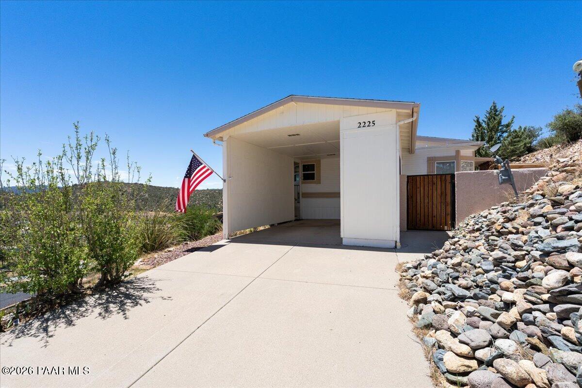 2225 Hillside Loop Road Prescott, AZ 86301 - Photo 3 of 45 12-Front of home