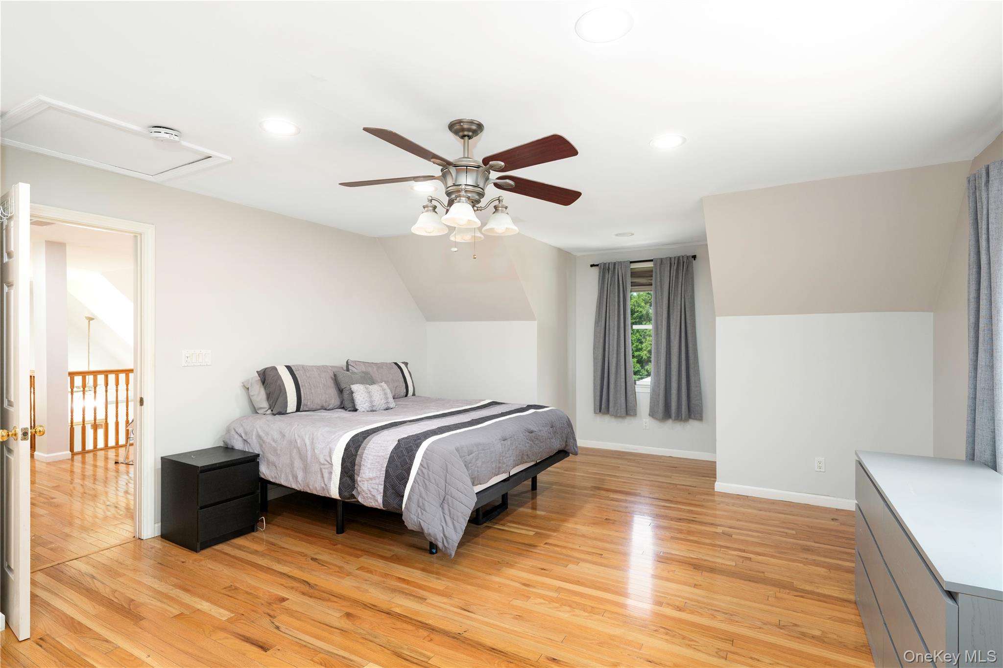 22 Elm Road Lake Peekskill, NY 10537 - Photo 19 of 46 upstairs primary bedroom with full bath