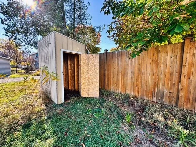 $89,000 | 1609 14th Avenue, Menominee, MI 49858