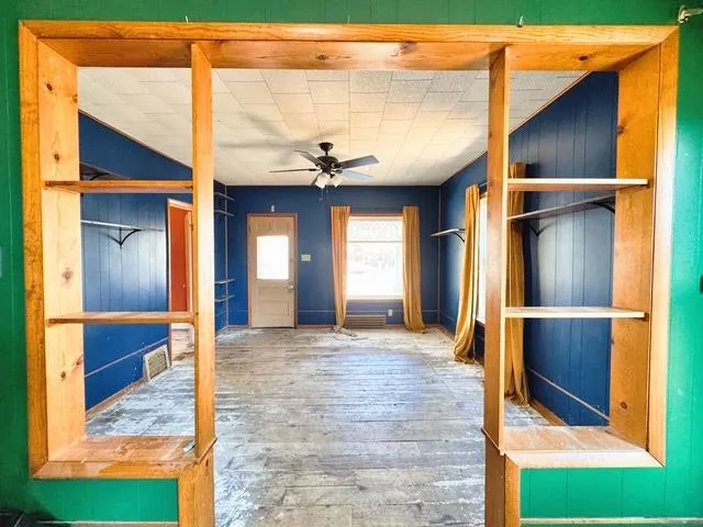 $89,000 | 1609 14th Avenue, Menominee, MI 49858