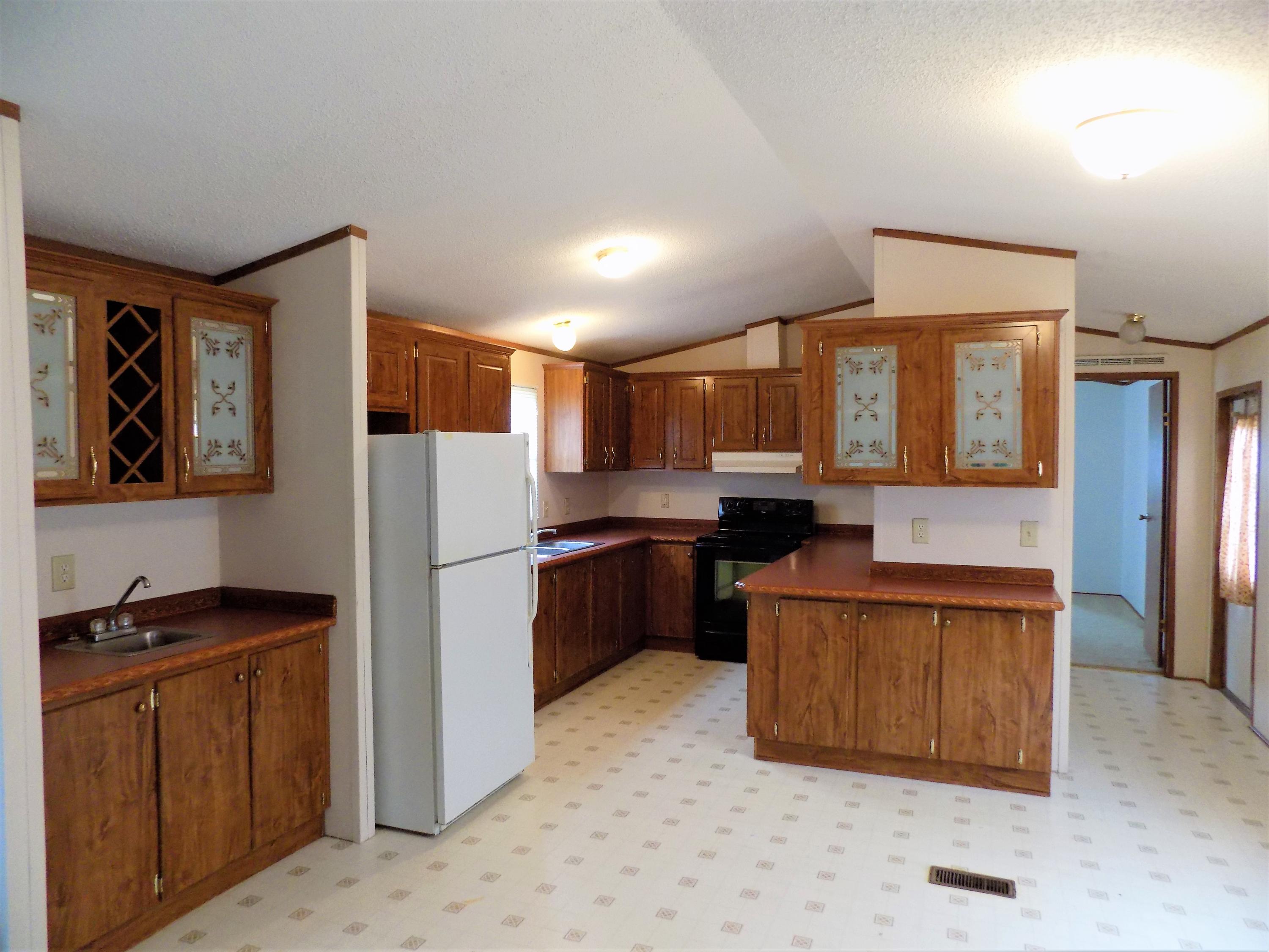 1135 Harbin Road Dandridge, TN 37725 - Photo 2 of 27 Kitchen