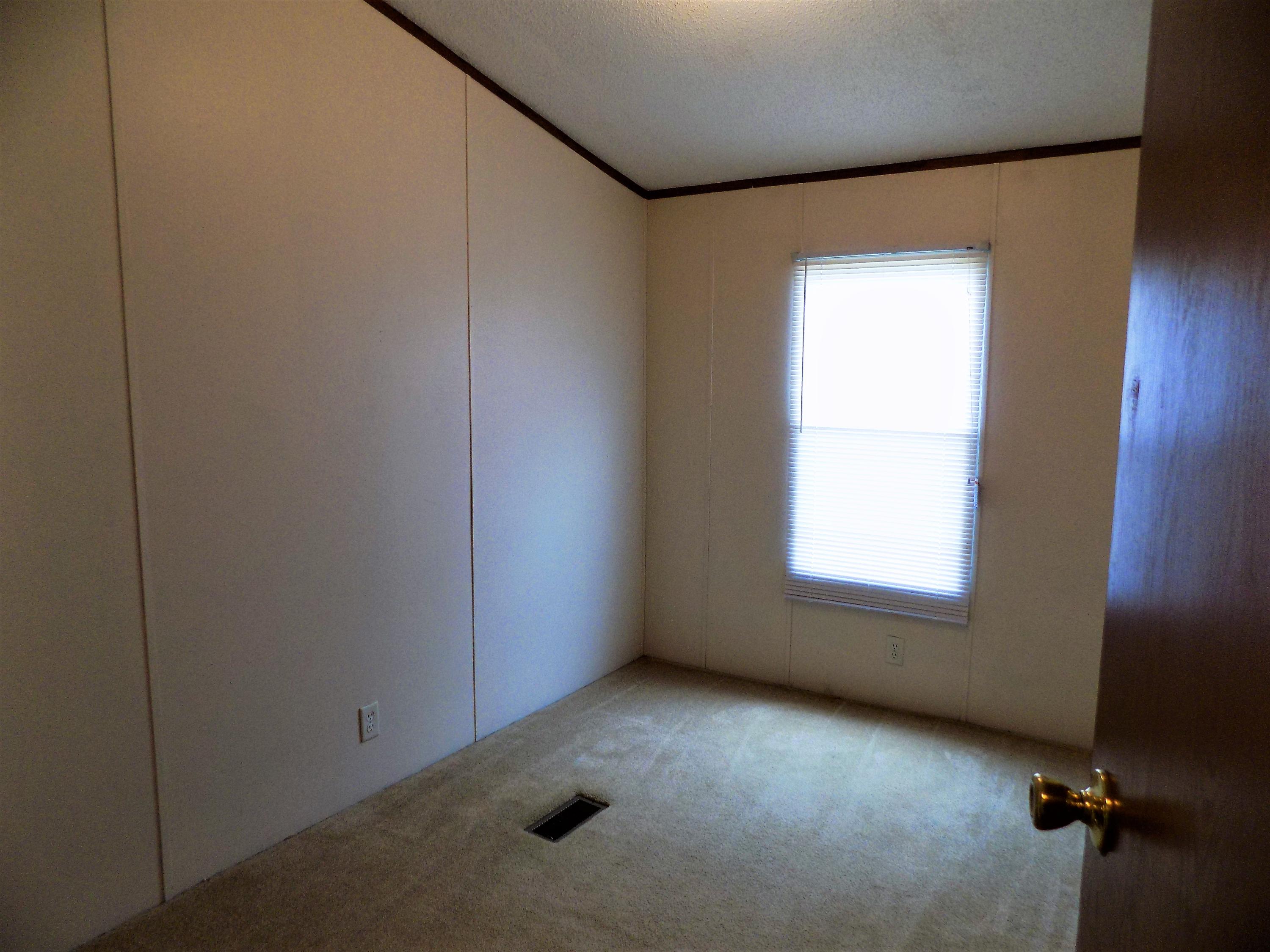 1135 Harbin Road Dandridge, TN 37725 - Photo 16 of 27 Bedroom #2