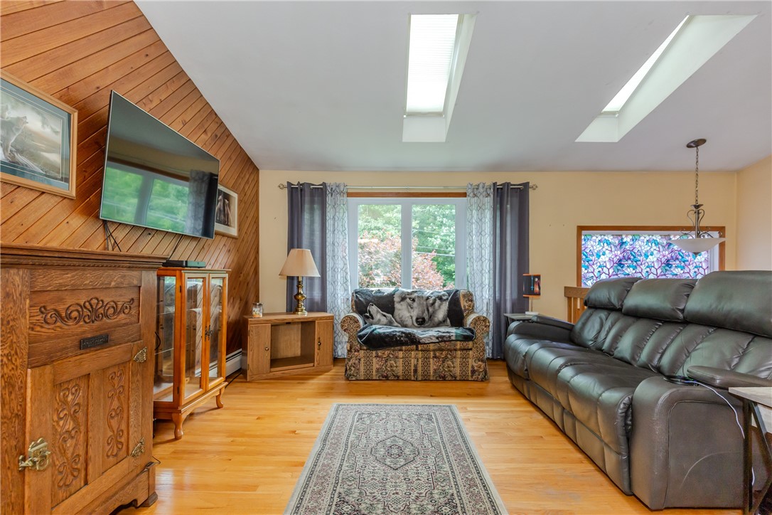 54 Colvintown Road Coventry, RI 02816 - Photo 8 of 50