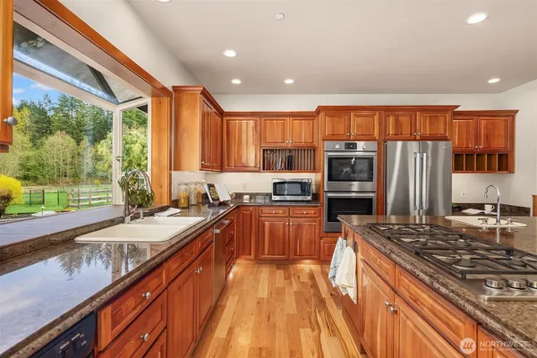 $2,250,000 | 7828 Tolt Highlands Road Northeast, Carnation, WA 98014