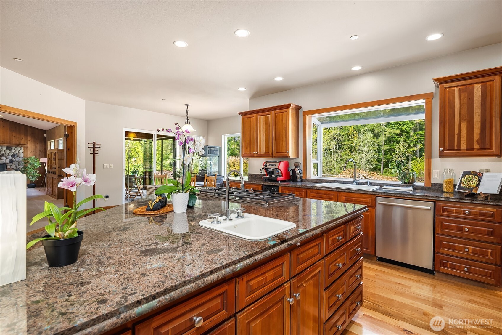 7828 Tolt Highlands Road Northeast Carnation, WA 98014 - Photo 9 of 40