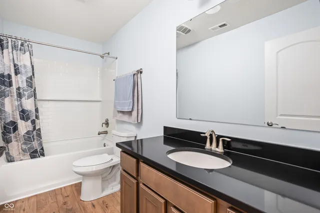 $399,900 | 8963 Faulkner Drive, Indianapolis, IN 46239