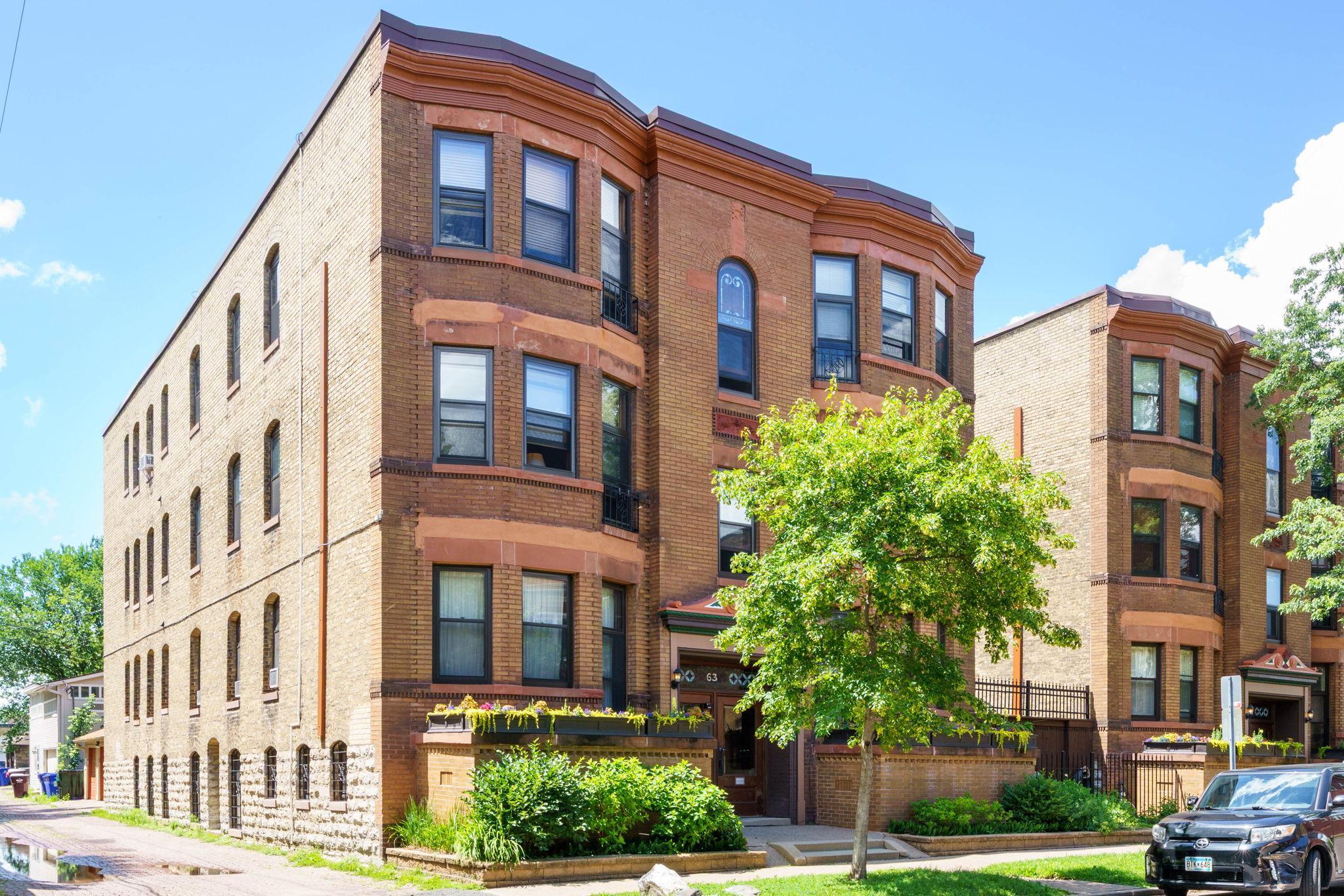 63 South Avon Street, Unit 36 St. Paul, MN 55105 - Photo 4 of 25