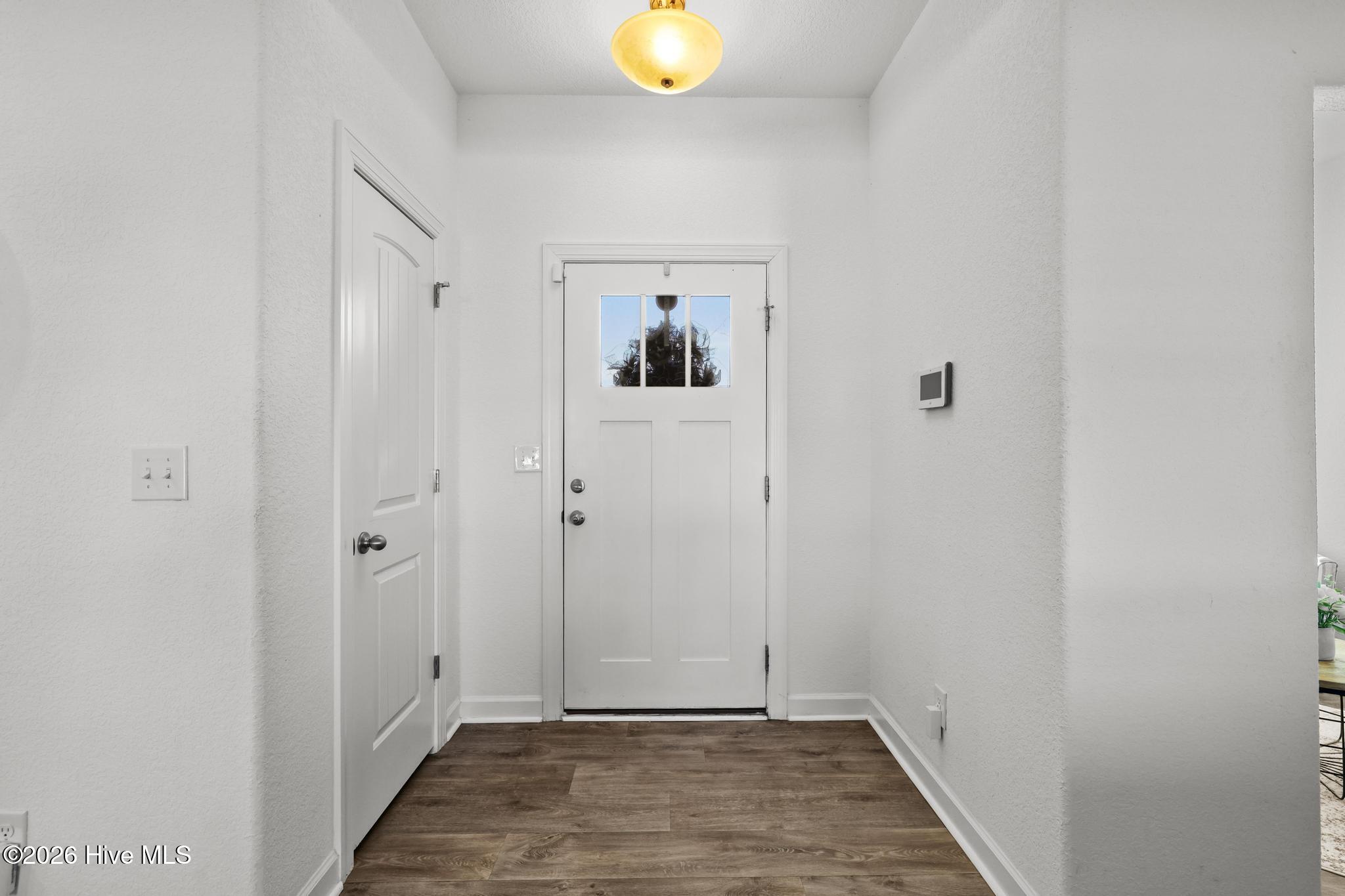 104 Sligo Way Moyock, NC 27958 - Photo 4 of 69 Foyer