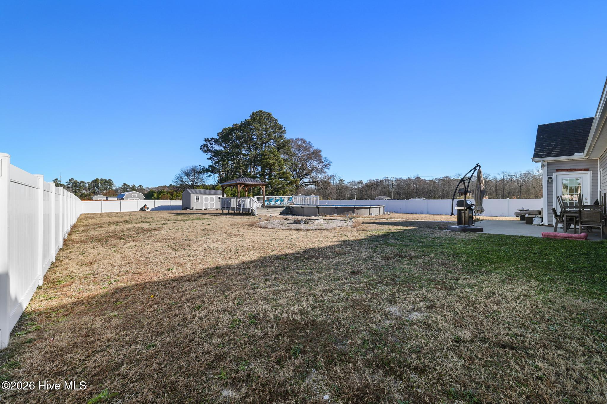 104 Sligo Way Moyock, NC 27958 - Photo 41 of 69 Huge back yard