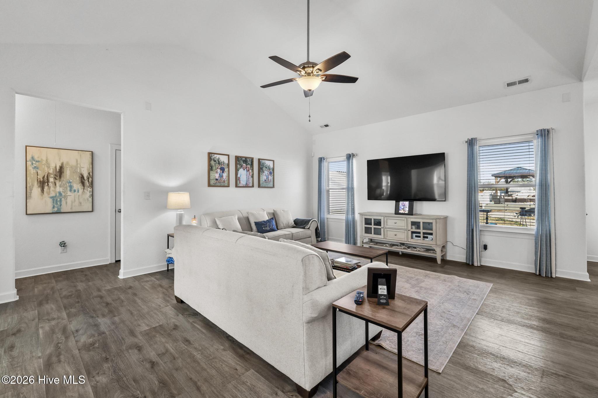 104 Sligo Way Moyock, NC 27958 - Photo 6 of 69 Great room