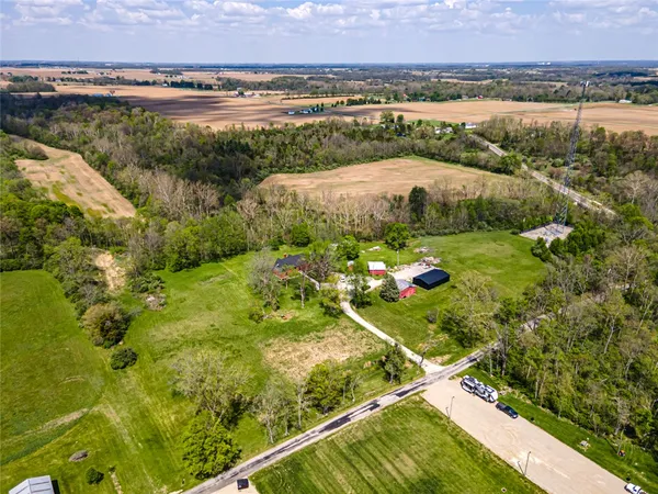 $899,900 | 121 Alexander Road, Eaton, OH 45320