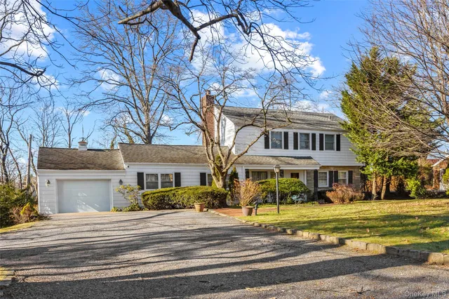 $1,388,800 | 11 Searingtown Road, Searingtown, NY 11507