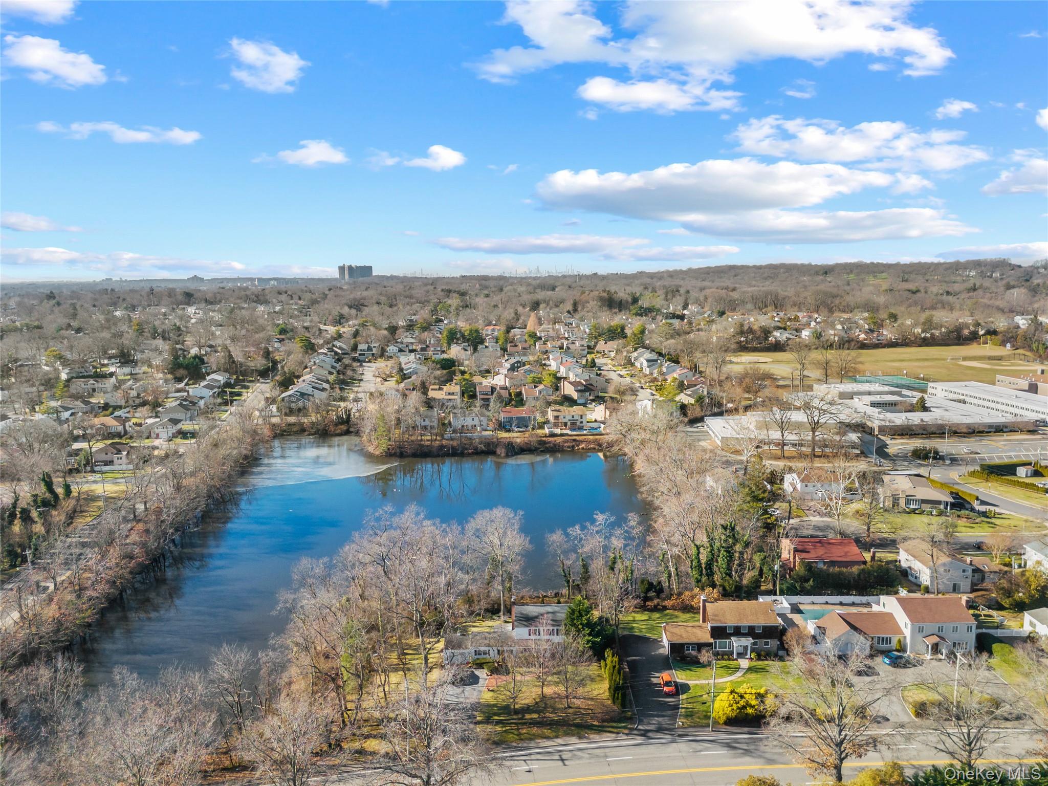 11 Searingtown Road Searingtown, NY 11507 - Photo 31 of 34