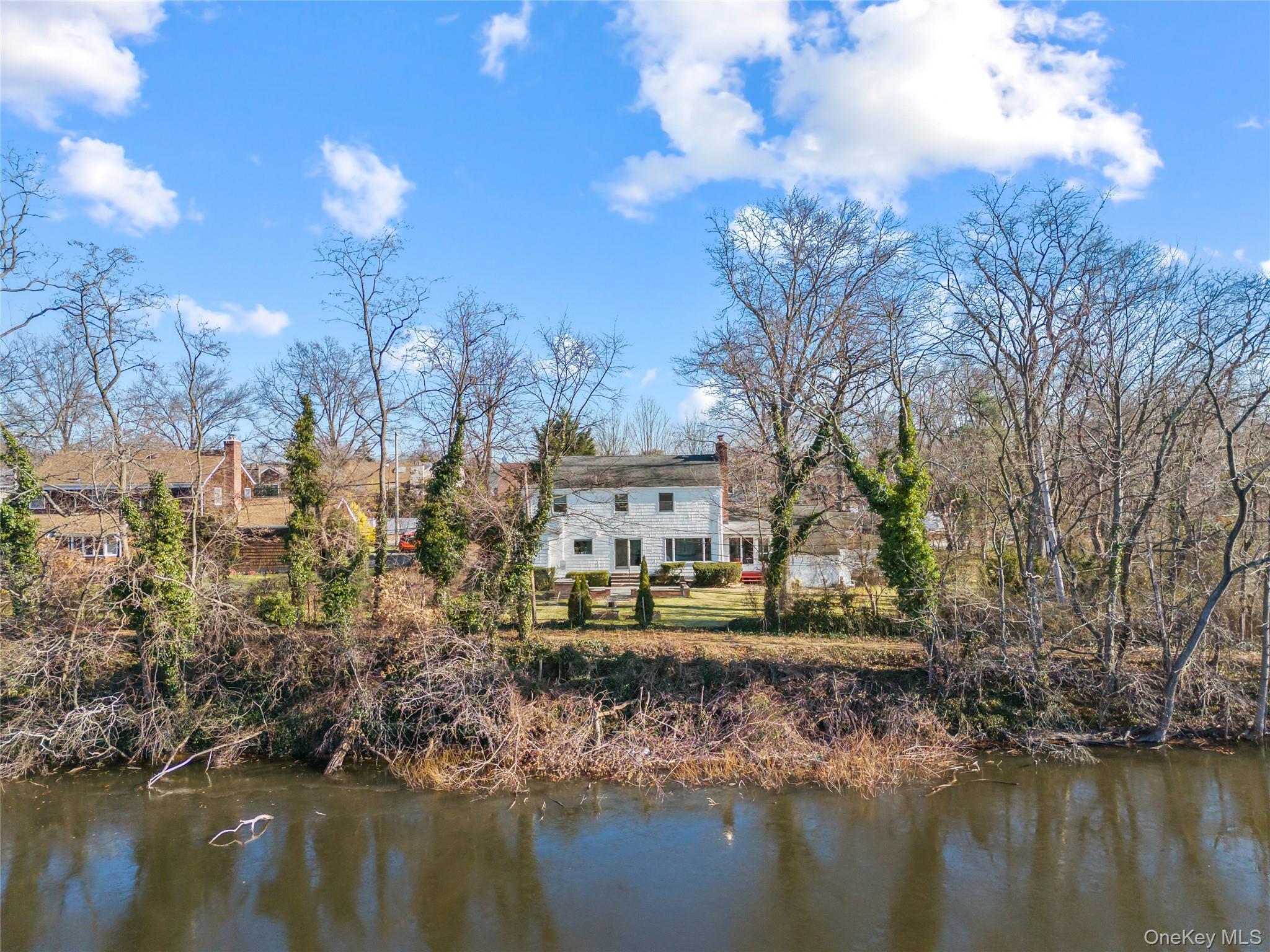 11 Searingtown Road Searingtown, NY 11507 - Photo 33 of 34