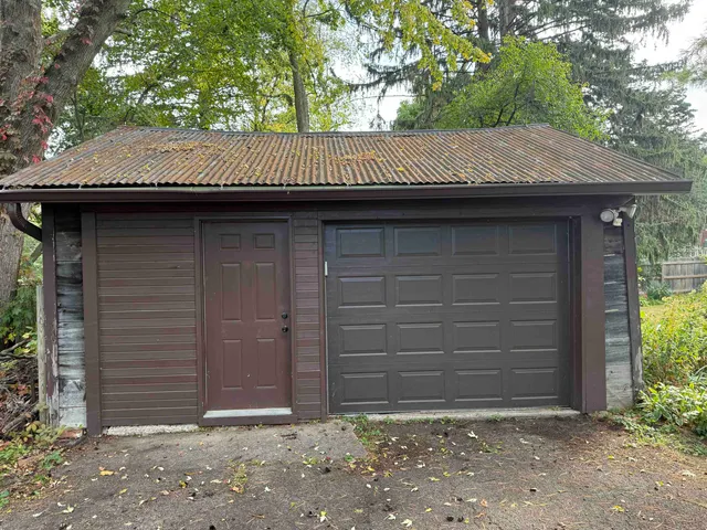 $175,000 | 1520 West Stephenson Street, Freeport, IL 61032