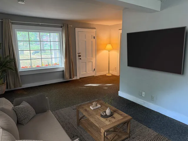 $175,000 | 1520 West Stephenson Street, Freeport, IL 61032