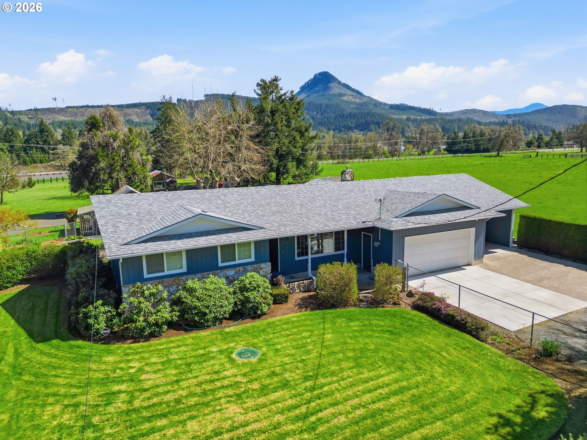 82281 Parvin Road Dexter, OR 97431 - Photo 2 of 46