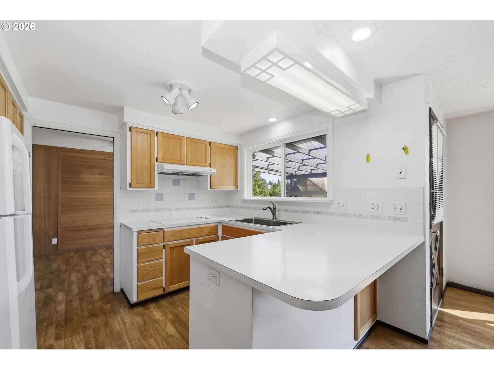 82281 Parvin Road Dexter, OR 97431 - Photo 7 of 46